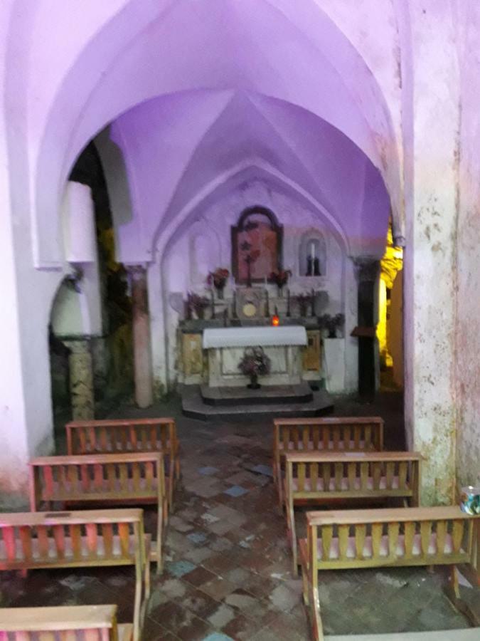 Il Cortile Villa Ravello Bagian luar foto